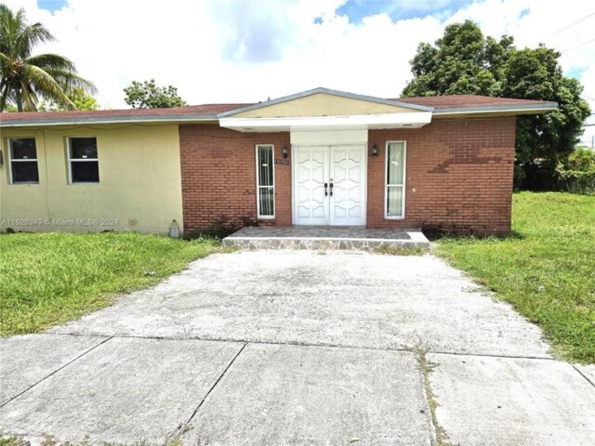 Picture of Home For Sale in Miami Gardens, Florida, United States