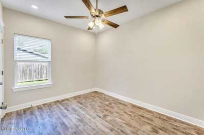 Home For Sale in Ocean Springs, Mississippi