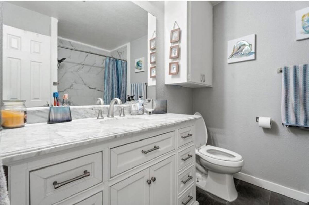 Picture of Home For Sale in Big Spring, Texas, United States