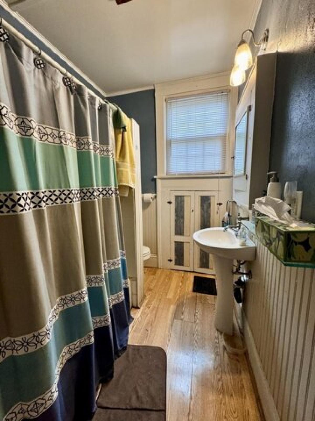 Picture of Home For Sale in Bloomington, Illinois, United States