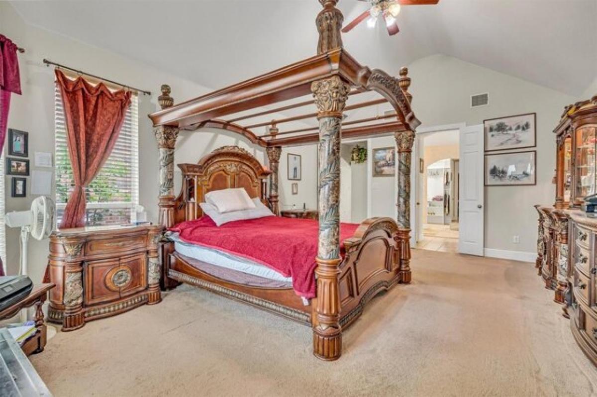 Picture of Home For Sale in Carrollton, Texas, United States