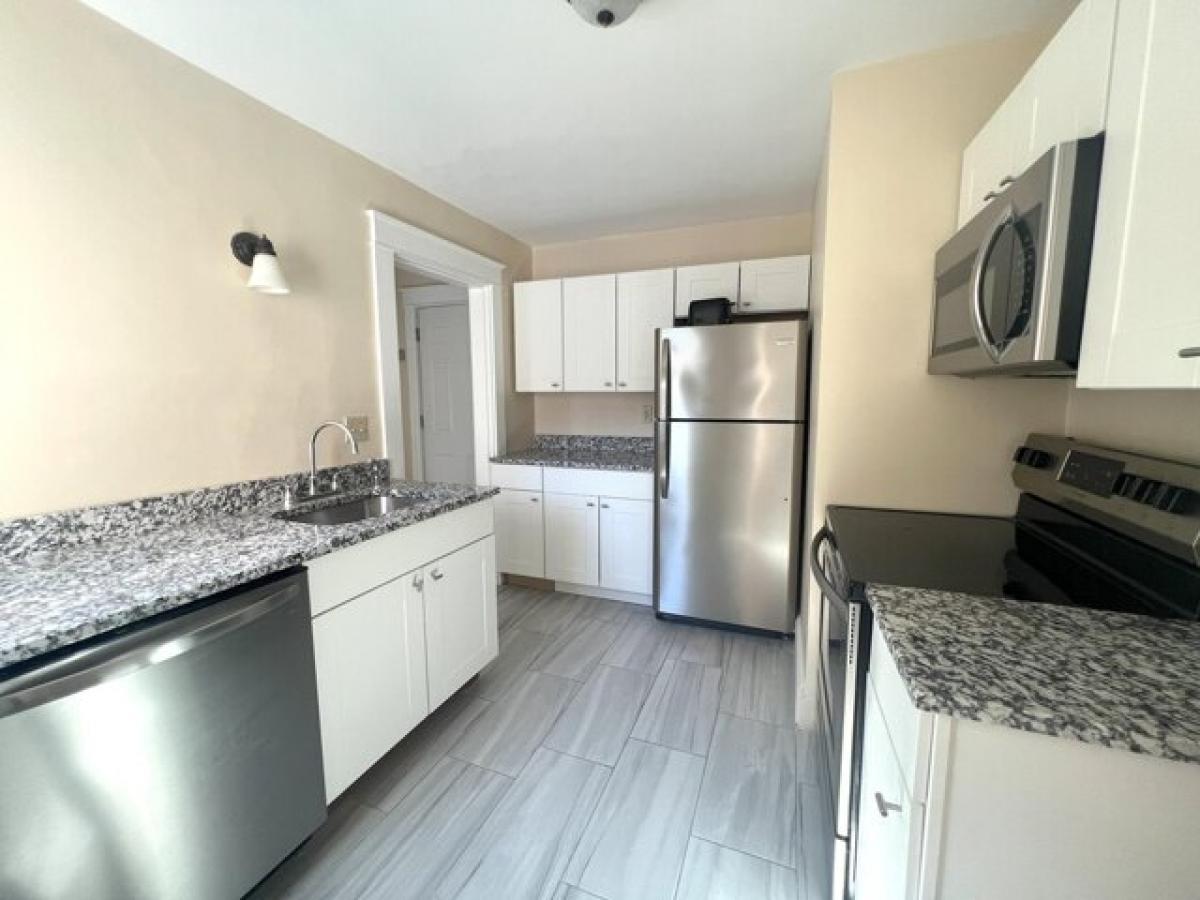 Picture of Home For Sale in Portland, Maine, United States