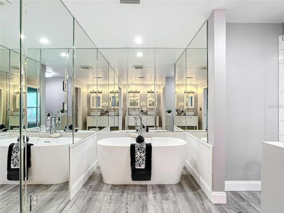 Picture of Home For Sale in Largo, Florida, United States