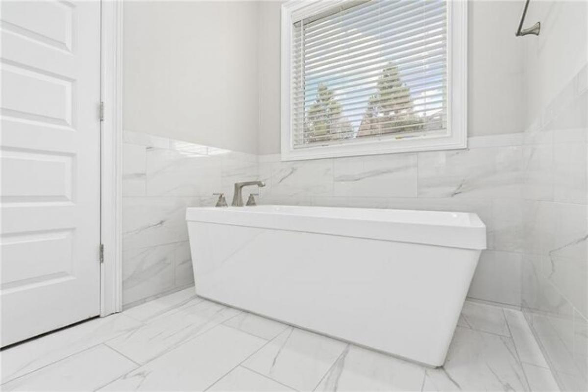 Picture of Home For Sale in Auburn, Alabama, United States