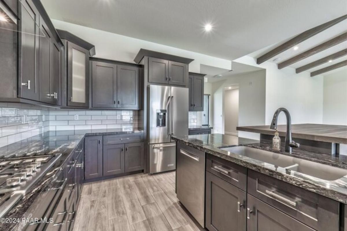 Picture of Home For Sale in Prescott Valley, Arizona, United States