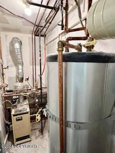 Home For Sale in Anchorage, Alaska