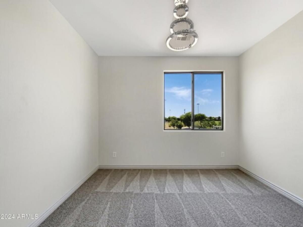 Picture of Home For Sale in Maricopa, Arizona, United States