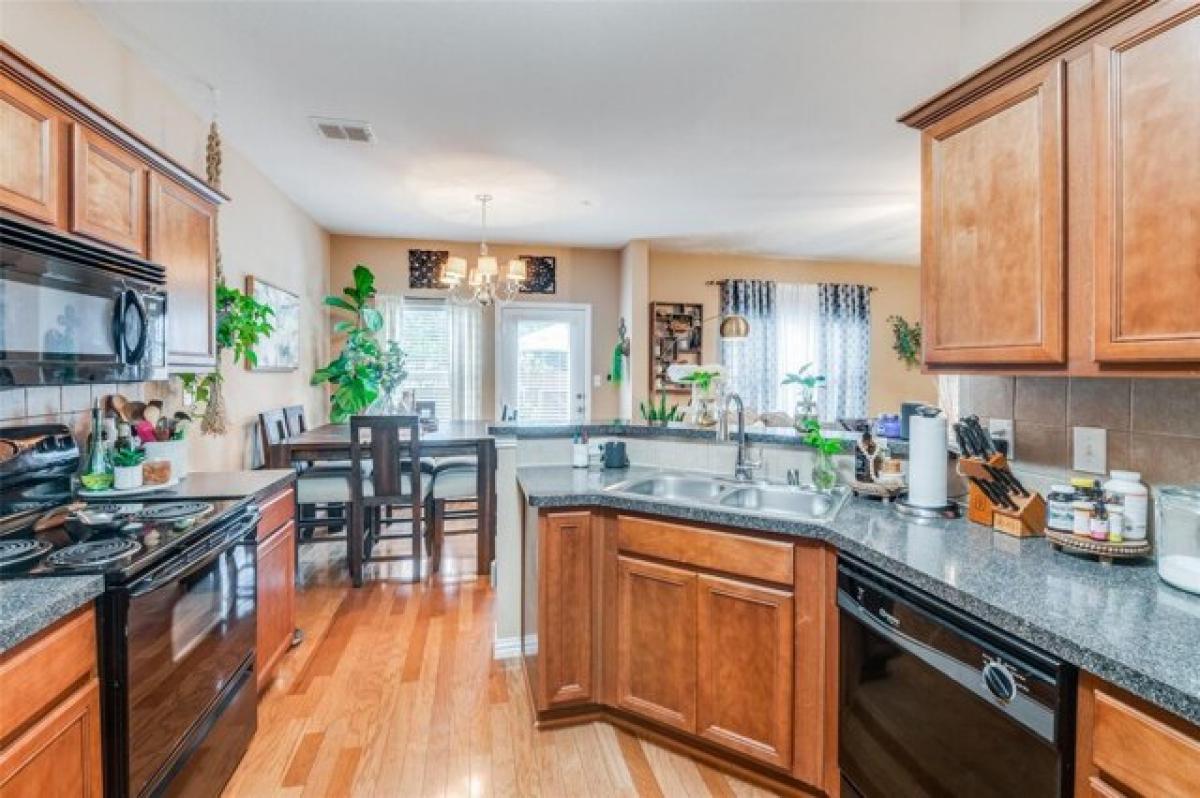 Picture of Home For Sale in Plano, Texas, United States