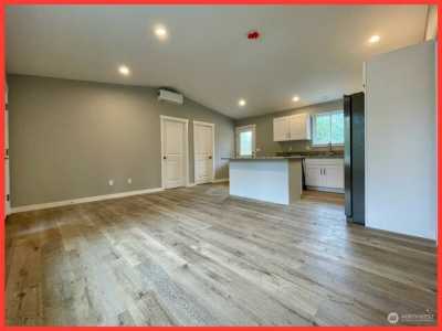 Home For Sale in Ocean Shores, Washington