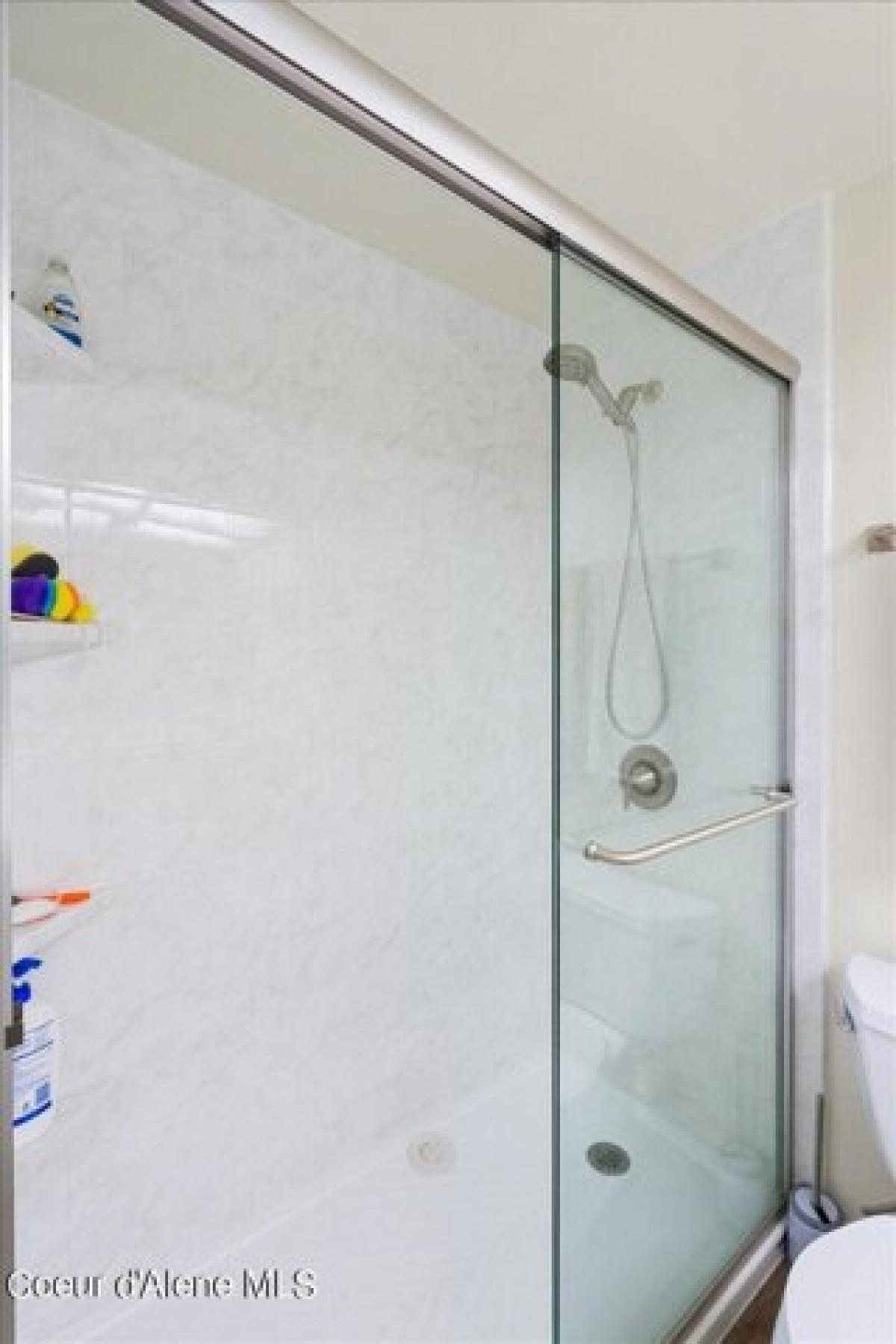 Picture of Home For Sale in Rathdrum, Idaho, United States