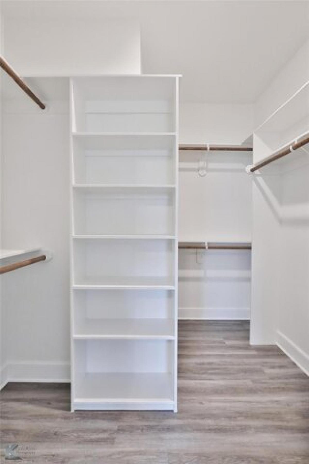 Picture of Home For Sale in Abilene, Texas, United States