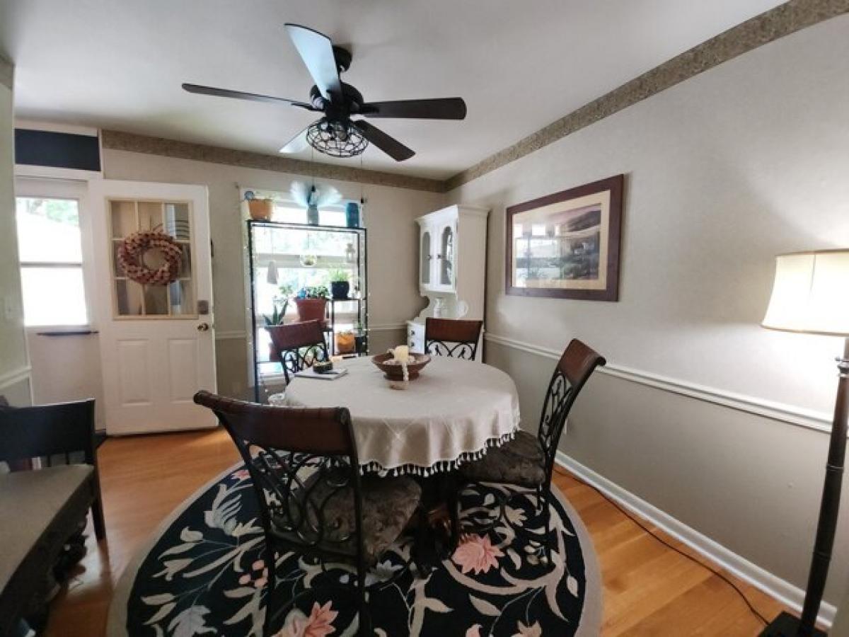 Picture of Home For Sale in Manchester, Tennessee, United States