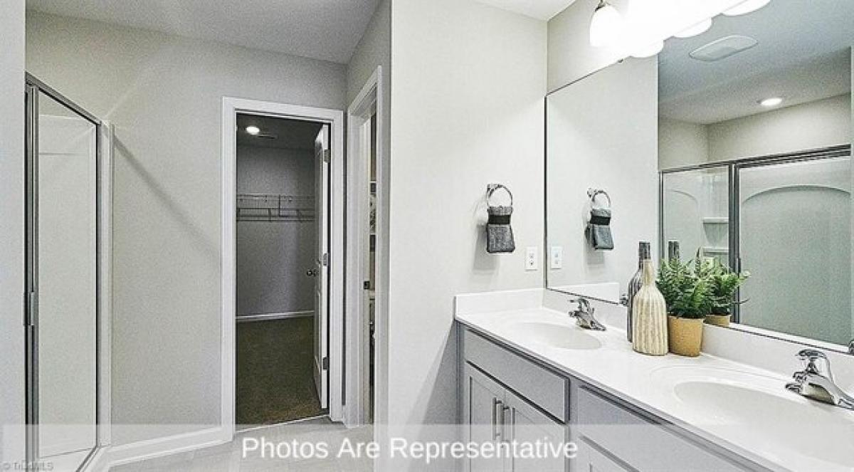 Picture of Home For Sale in Lexington, North Carolina, United States