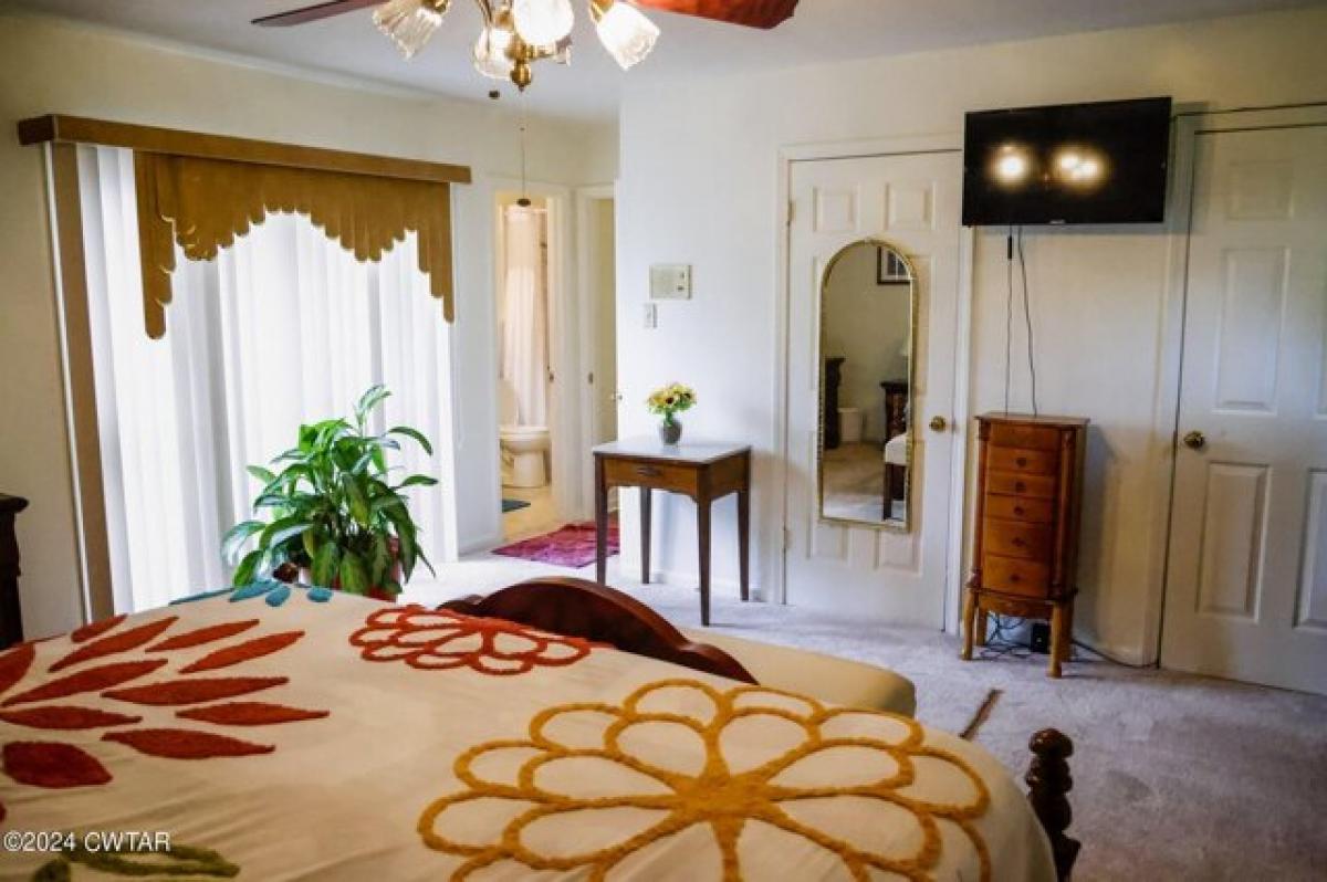 Picture of Home For Sale in Jackson, Tennessee, United States