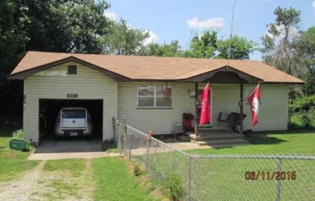 Picture of Home For Sale in Springdale, Arkansas, United States