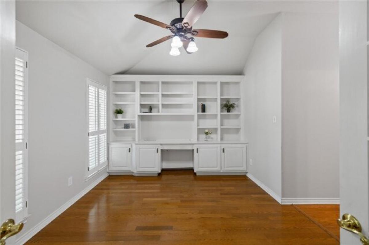 Picture of Home For Sale in Grapevine, Texas, United States