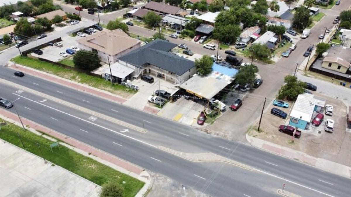 Picture of Home For Sale in Laredo, Texas, United States