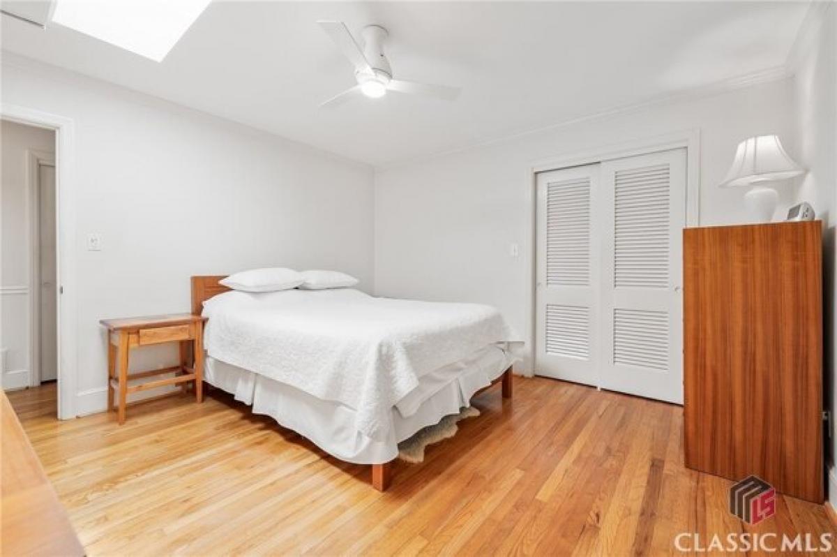 Picture of Home For Sale in Athens, Georgia, United States