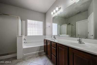 Home For Sale in Surprise, Arizona