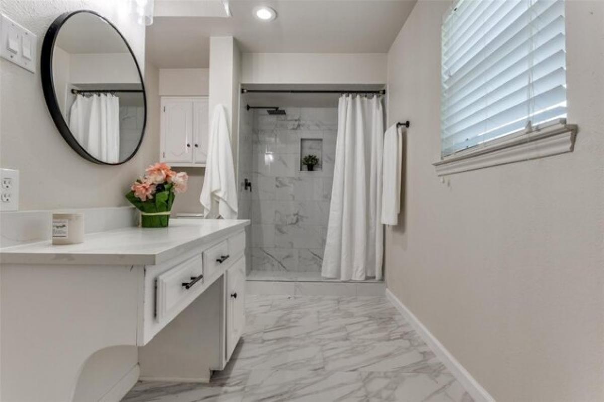 Picture of Home For Sale in Garland, Texas, United States