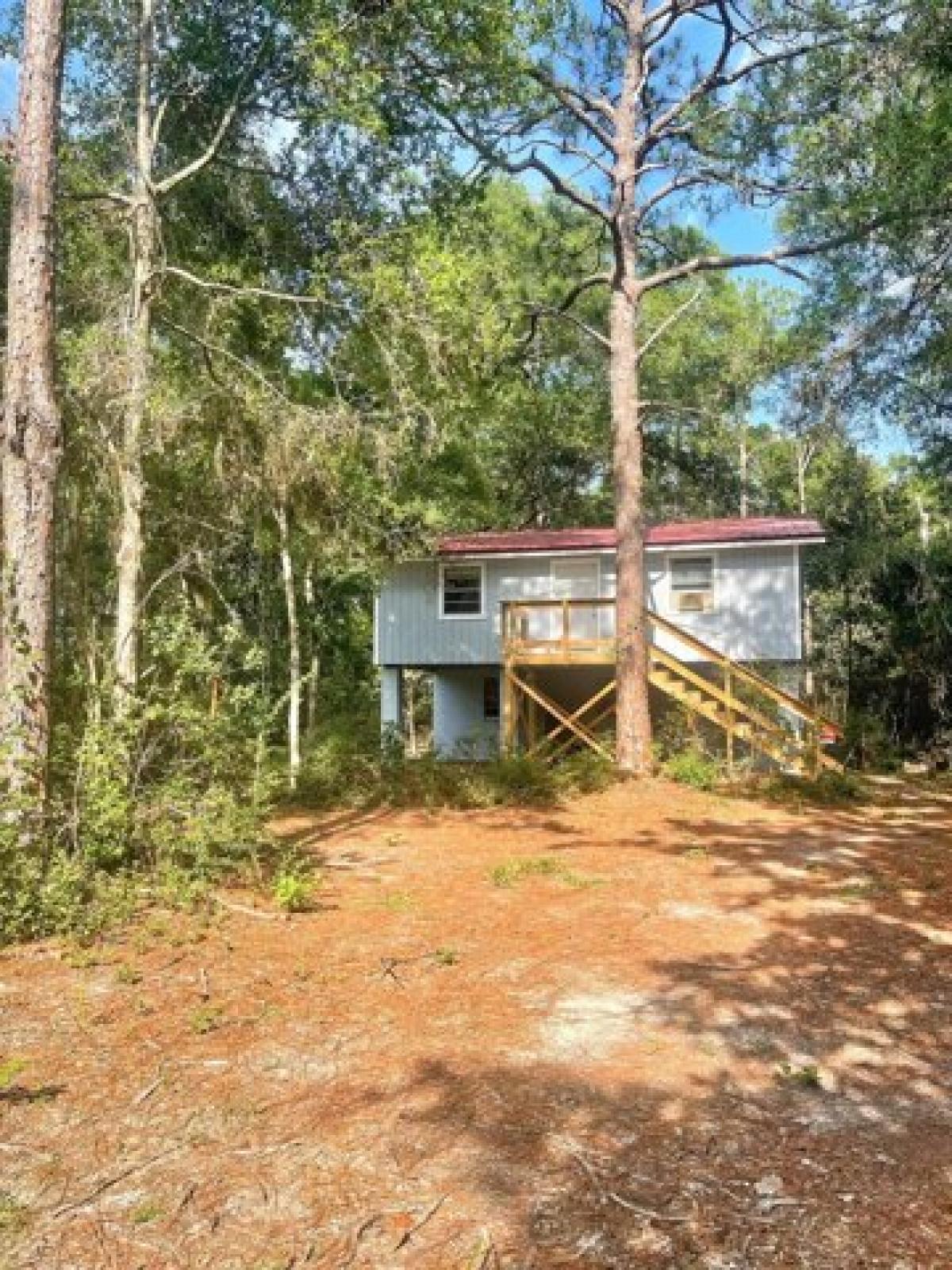 Picture of Home For Sale in Defuniak Springs, Florida, United States