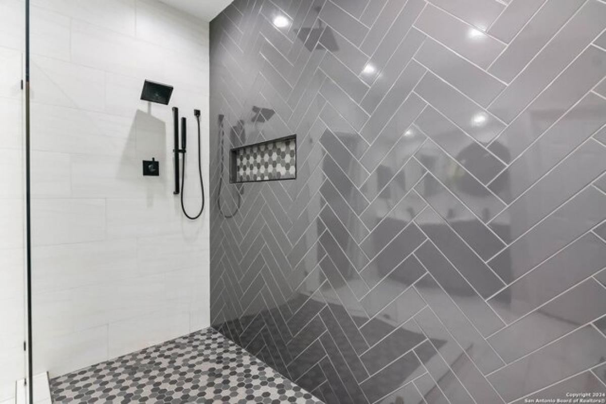 Picture of Home For Sale in Boerne, Texas, United States