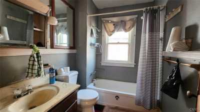 Home For Sale in Syracuse, New York