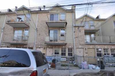 Home For Sale in Far Rockaway, New York