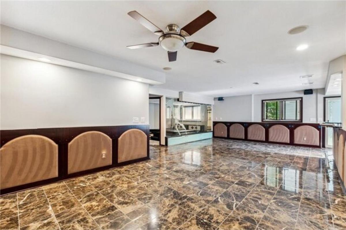 Picture of Home For Sale in Maple Grove, Minnesota, United States