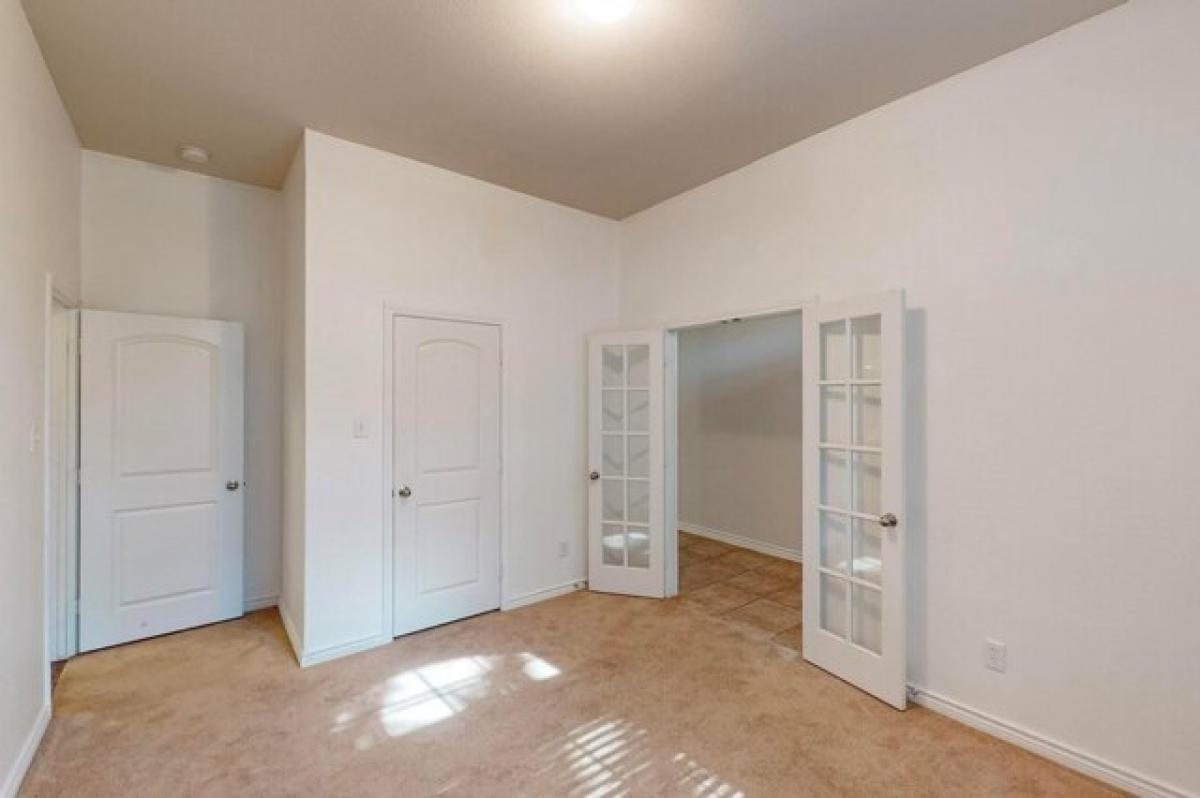 Picture of Home For Sale in Saginaw, Texas, United States