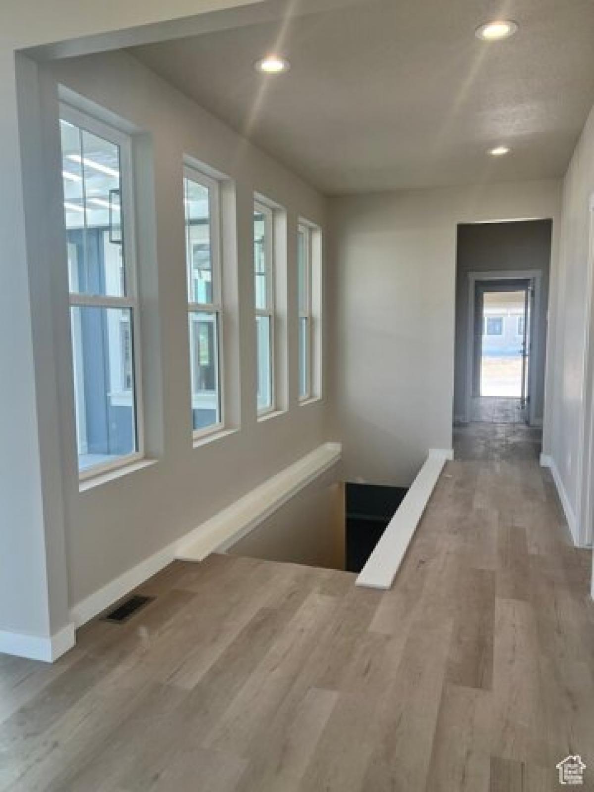 Picture of Home For Sale in South Jordan, Utah, United States