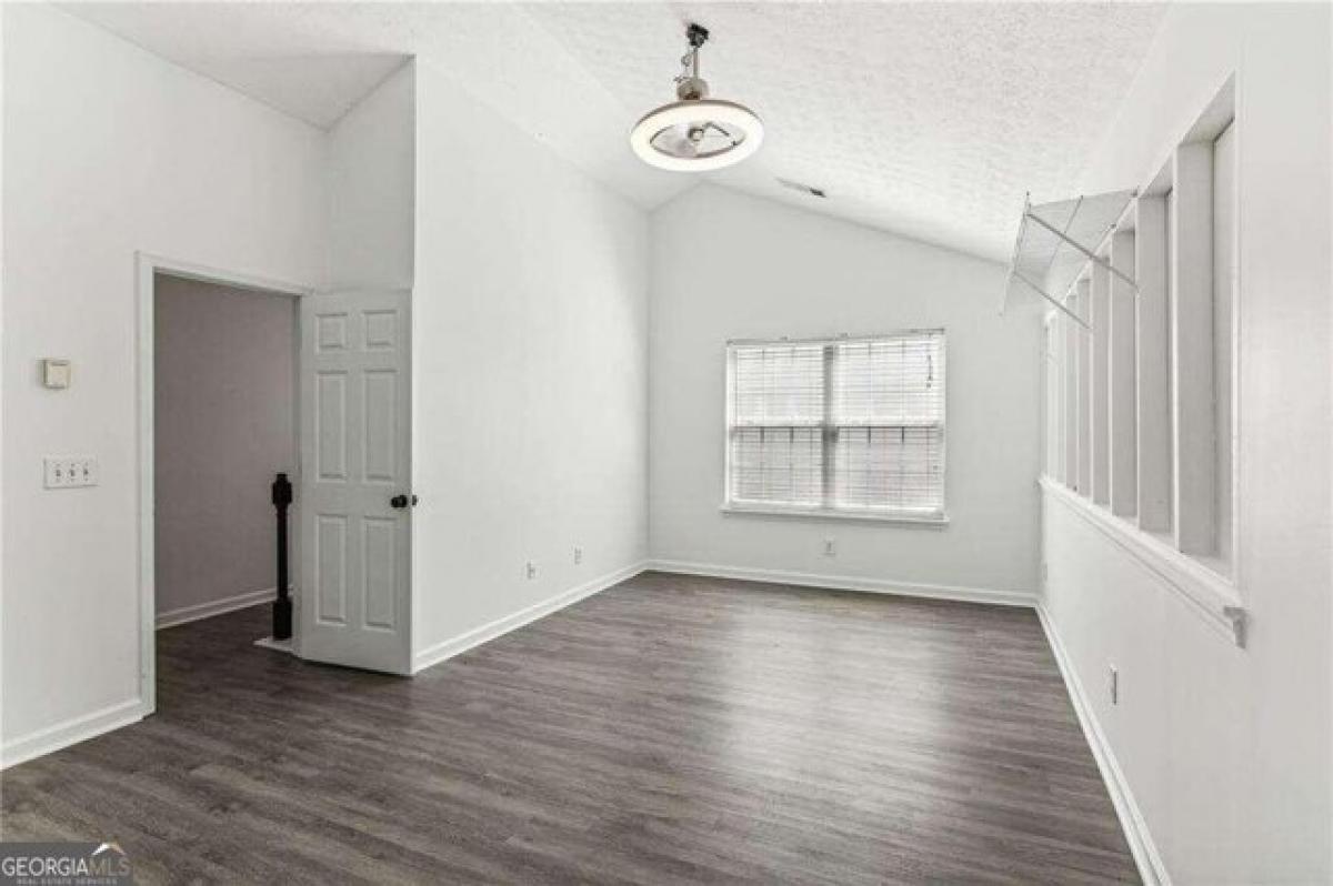 Picture of Home For Sale in Cumming, Georgia, United States