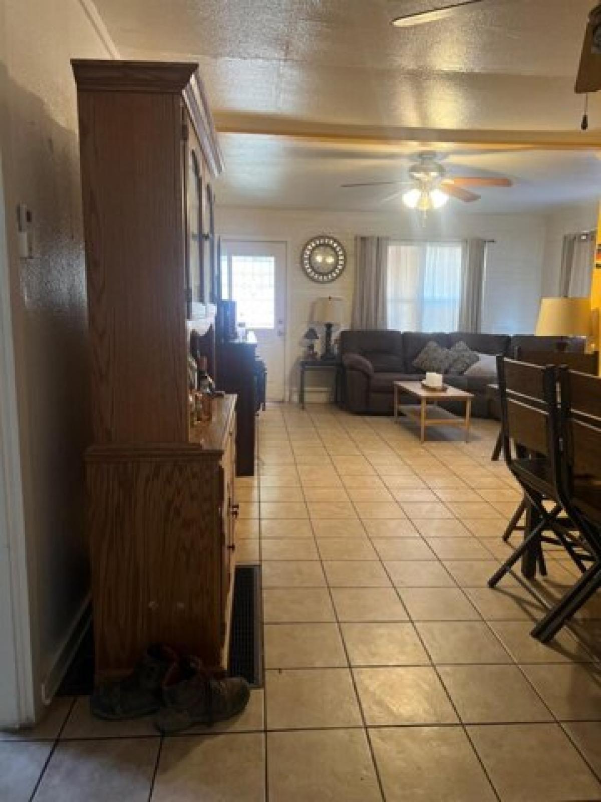 Picture of Home For Sale in Modesto, California, United States