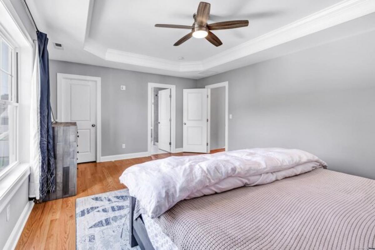 Picture of Home For Sale in Fairfield, Connecticut, United States