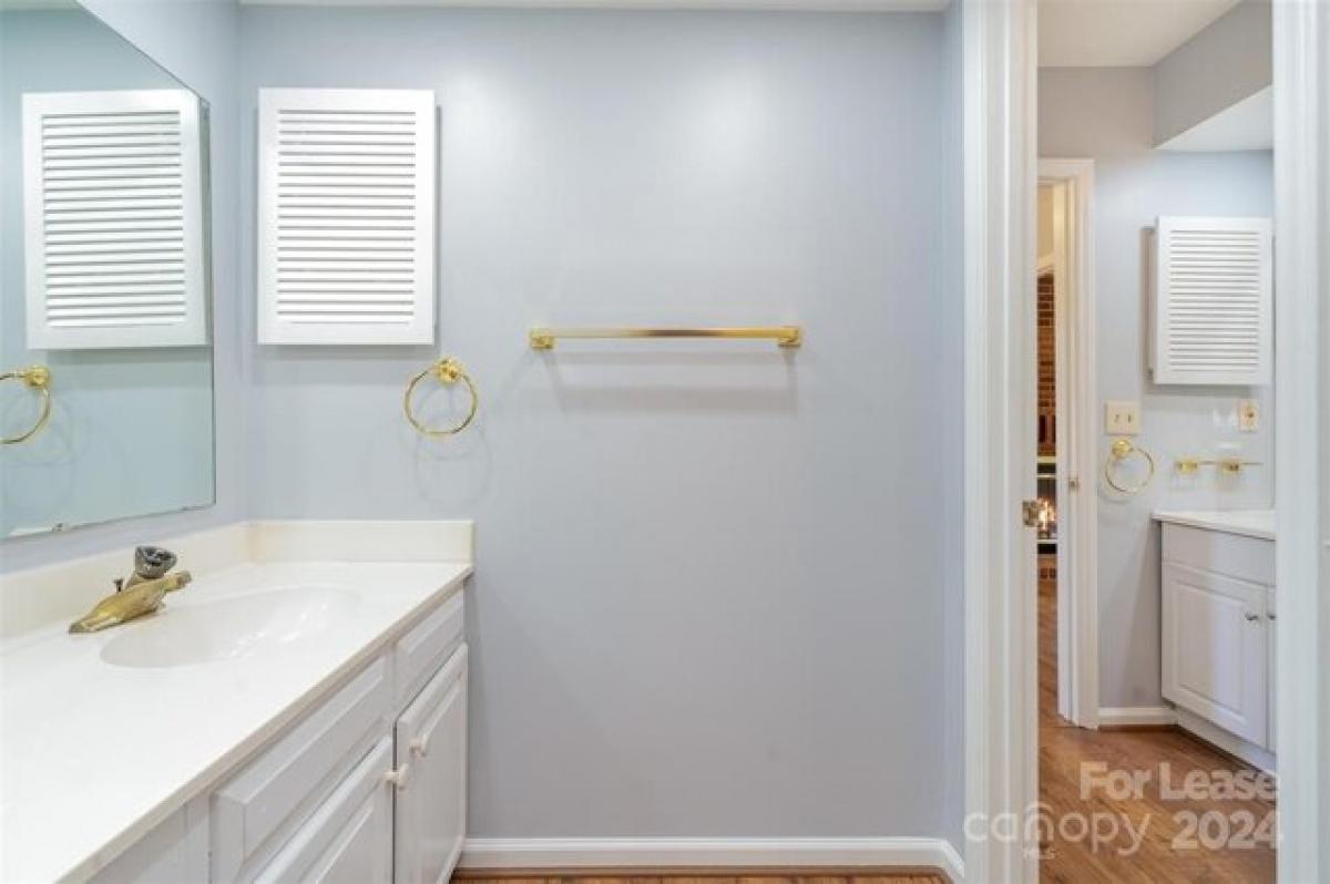 Picture of Home For Rent in Charlotte, North Carolina, United States