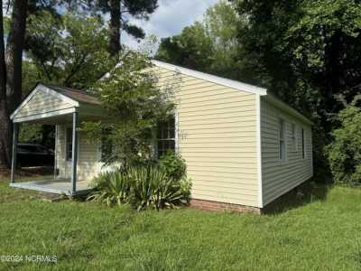 Home For Sale in Kinston, North Carolina