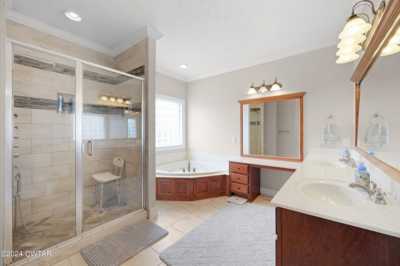 Home For Sale in Jackson, Tennessee