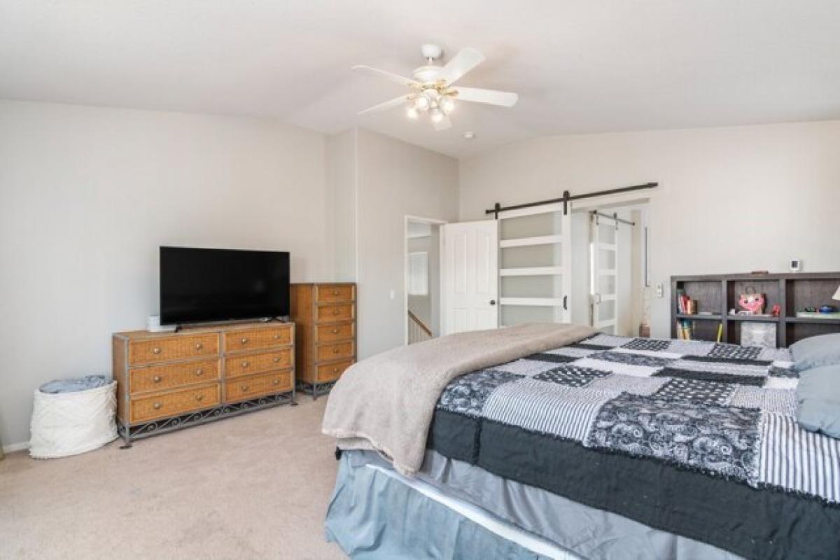 Picture of Home For Sale in Murrieta, California, United States