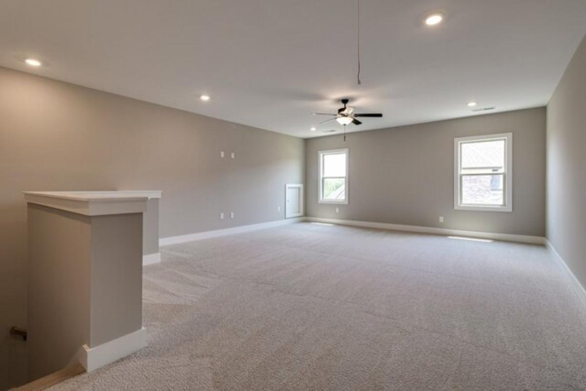 Picture of Home For Sale in Mount Juliet, Tennessee, United States