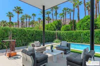 Home For Sale in Rancho Mirage, California