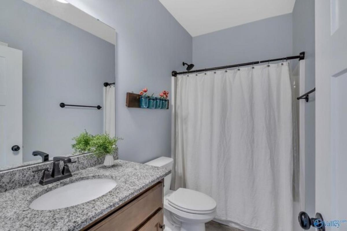 Picture of Home For Sale in Madison, Alabama, United States