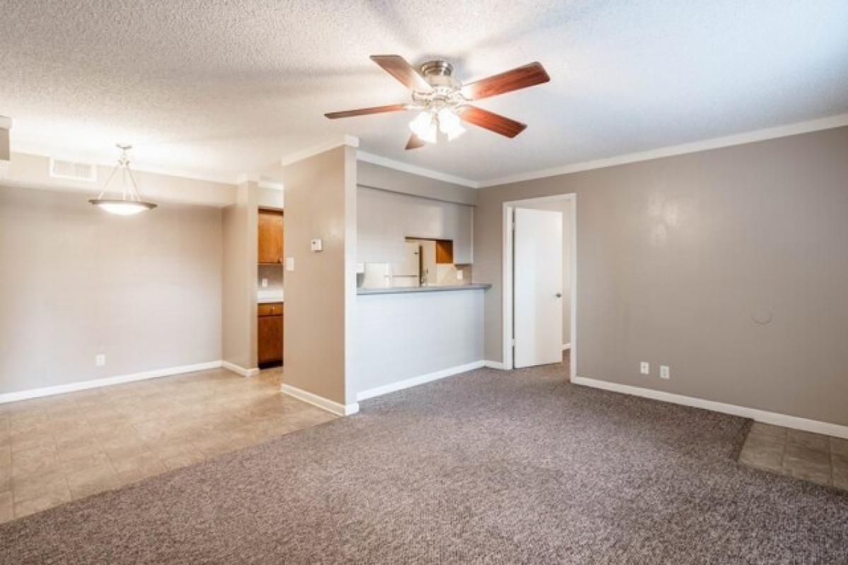 Picture of Home For Sale in Odessa, Texas, United States