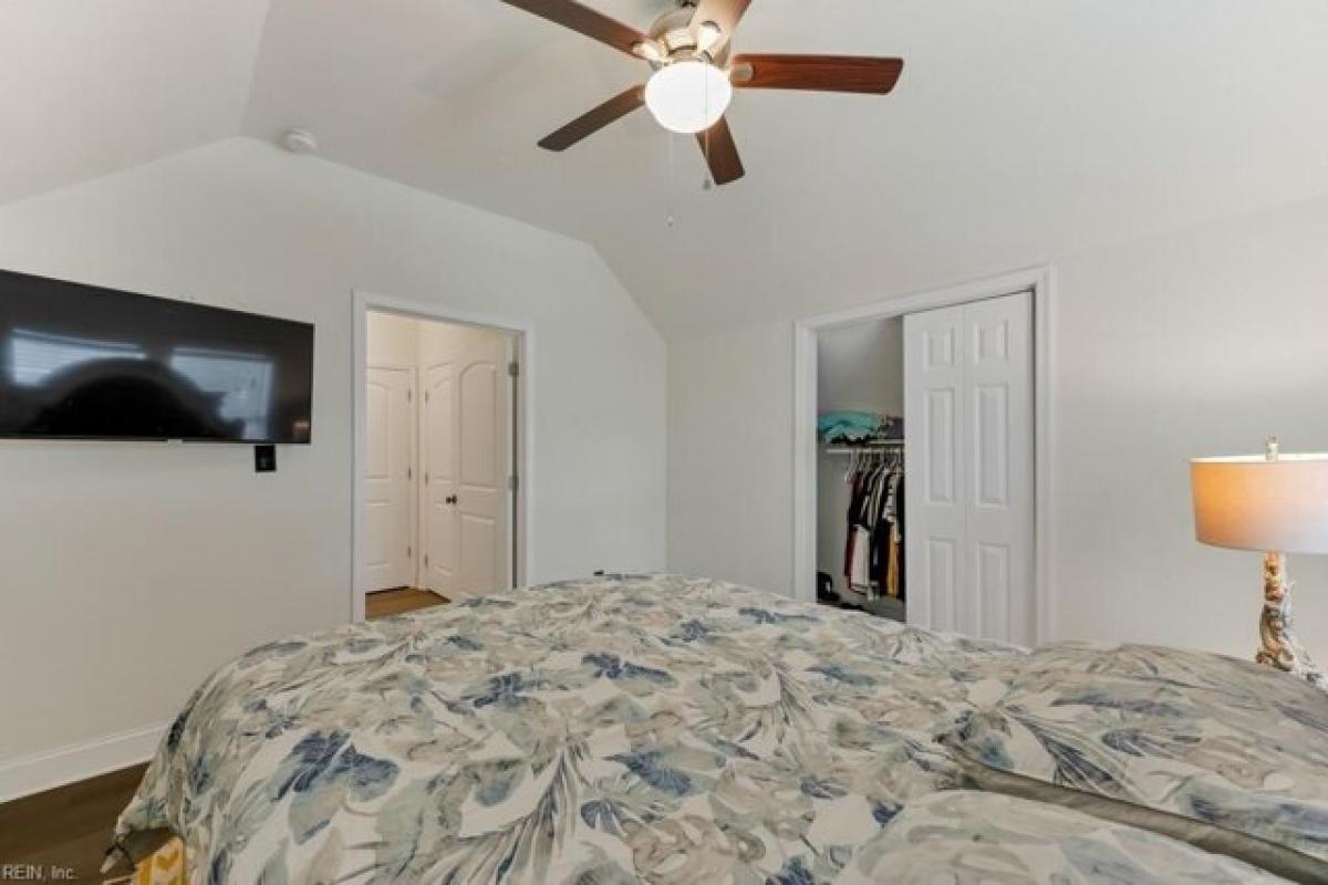 Picture of Home For Sale in Norfolk, Virginia, United States