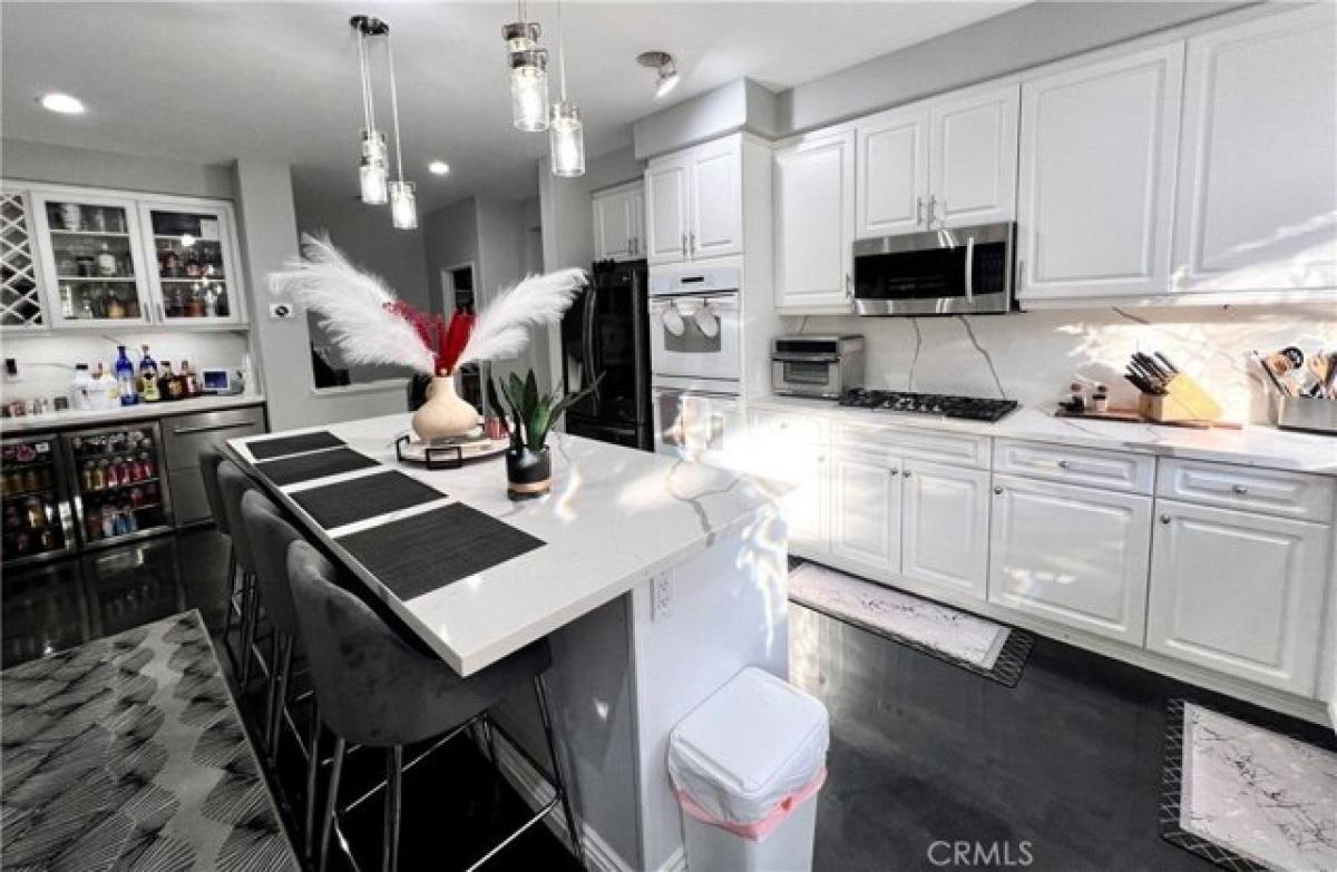 Picture of Home For Sale in Menifee, California, United States