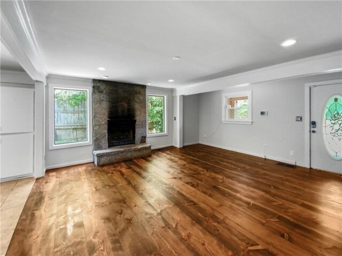 Picture of Home For Sale in Conyers, Georgia, United States