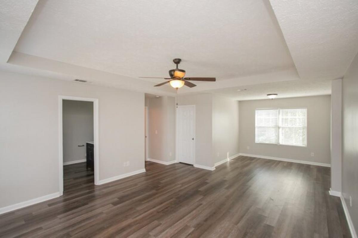 Picture of Home For Sale in Lebanon, Tennessee, United States