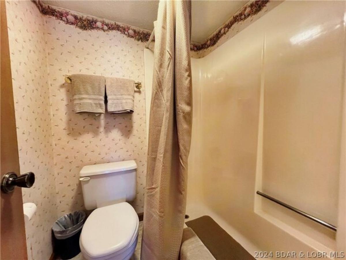 Picture of Home For Sale in Lake Ozark, Missouri, United States