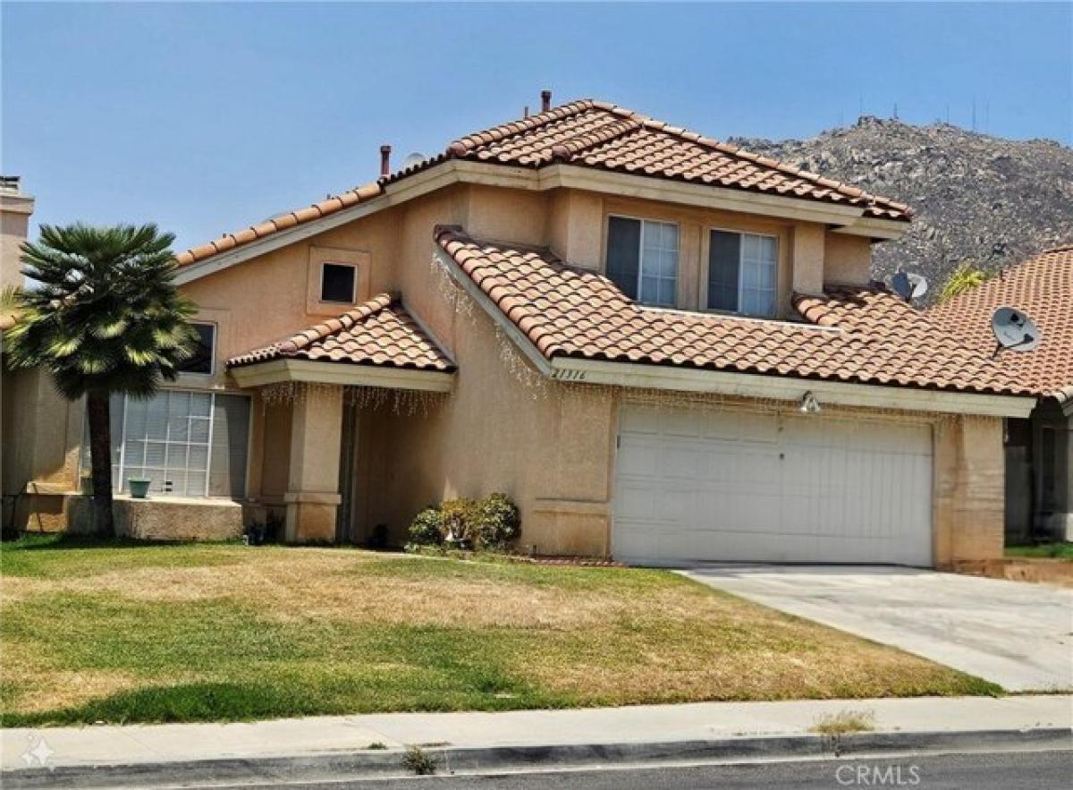 Picture of Home For Sale in Moreno Valley, California, United States