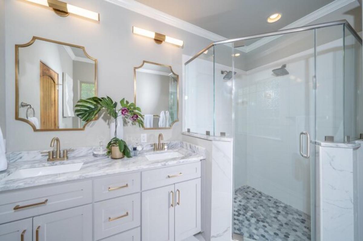 Picture of Home For Sale in Afton, Oklahoma, United States