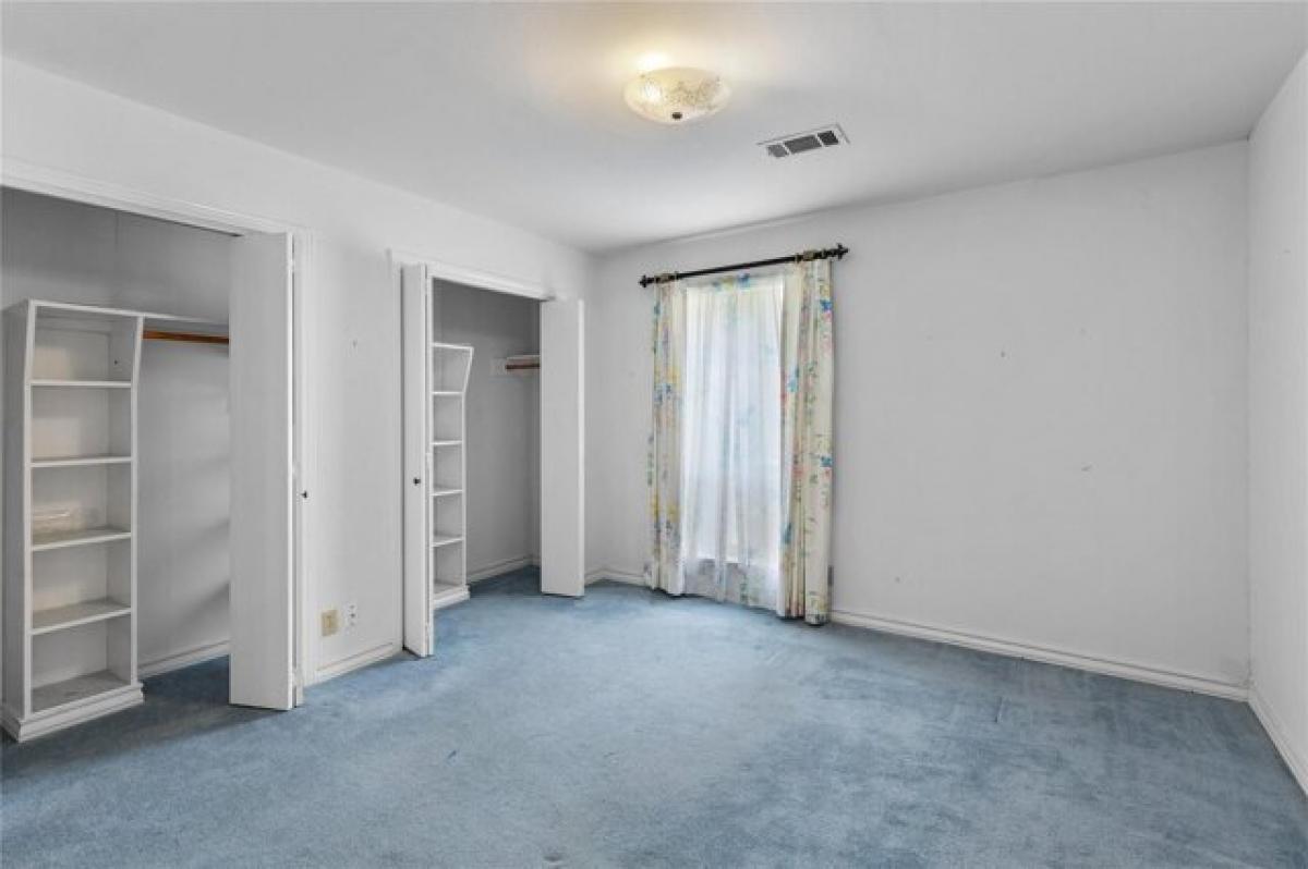 Picture of Home For Sale in Sherman, Texas, United States